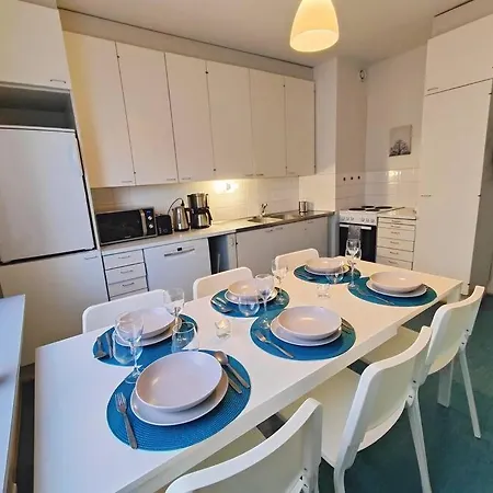 Spacious With Balcony And Free Wifi