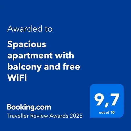 Spacious With Balcony And Free Wifi Daire