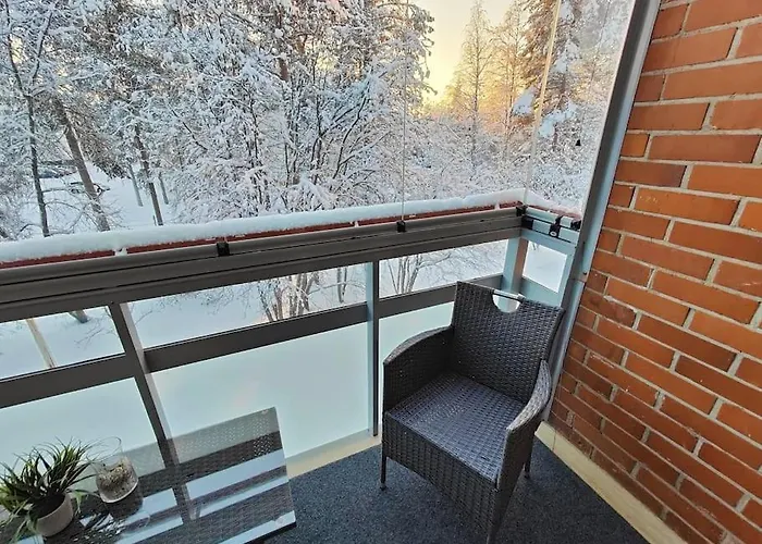 Spacious With Balcony And Free Wifi Рованиеми