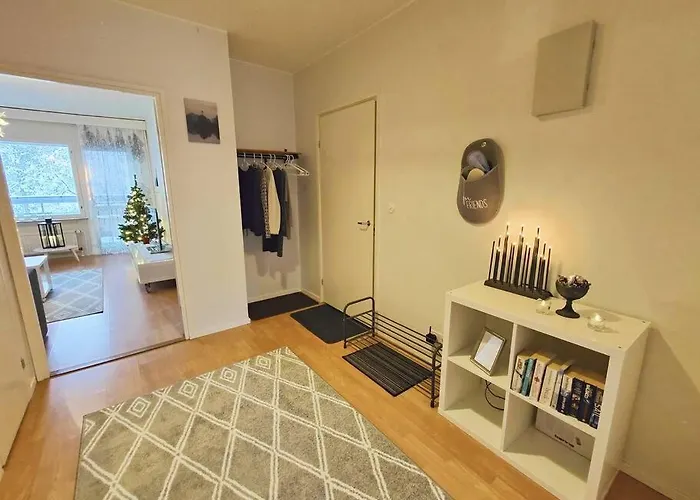 Апартаменты Spacious With Balcony And Free Wifi