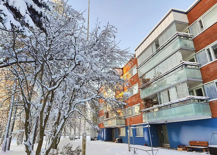 Апартаменты Spacious With Balcony And Free Wifi *